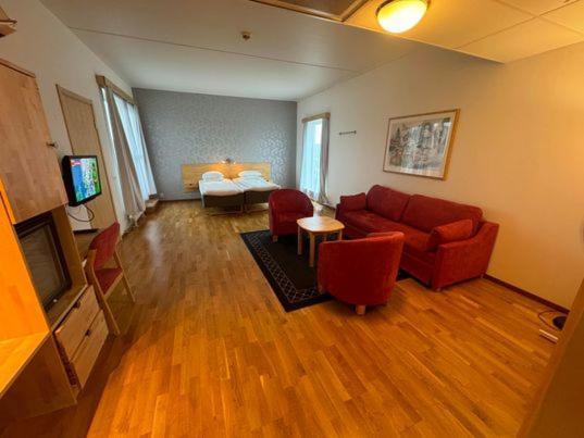 Hotell Arjaeng Bagian luar foto